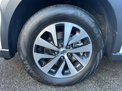 Certified 2023 Subaru Outback Premium image 7