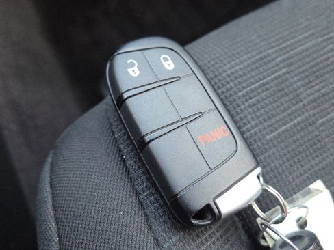 Used 2016 Jeep Grand Cherokee Laredo w/ Quick Order Package 23E image 33