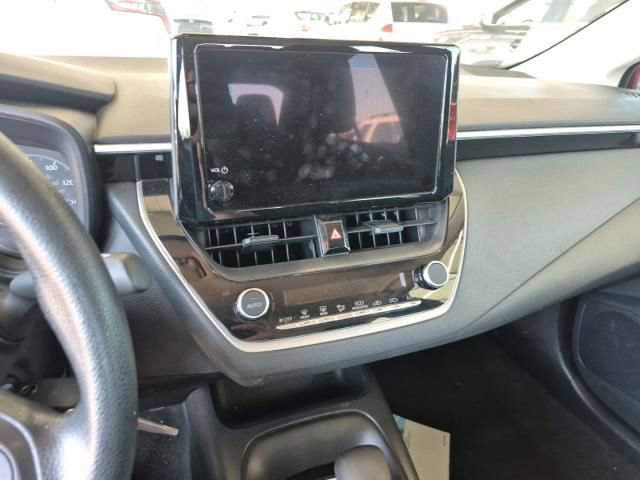 Used 2025 Toyota Corolla LE FWD image 11