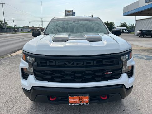 Used 2023 Chevrolet Silverado 1500 Custom Trail Boss image 2