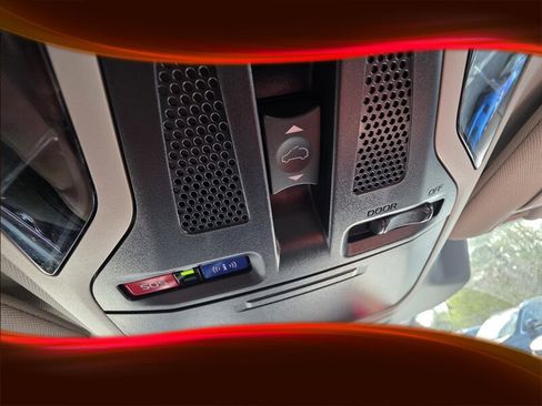 Used 2023 Subaru Outback Limited image 15