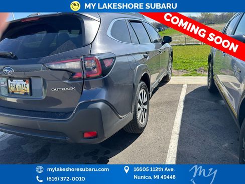 Used 2024 Subaru Outback Premium AWD/4WD image 7