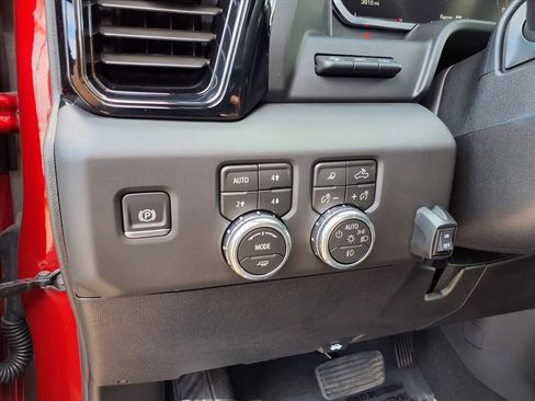 Used 2026 GMC Sierra 2500 AT4 w/ AT4 Premium Plus Package image 24