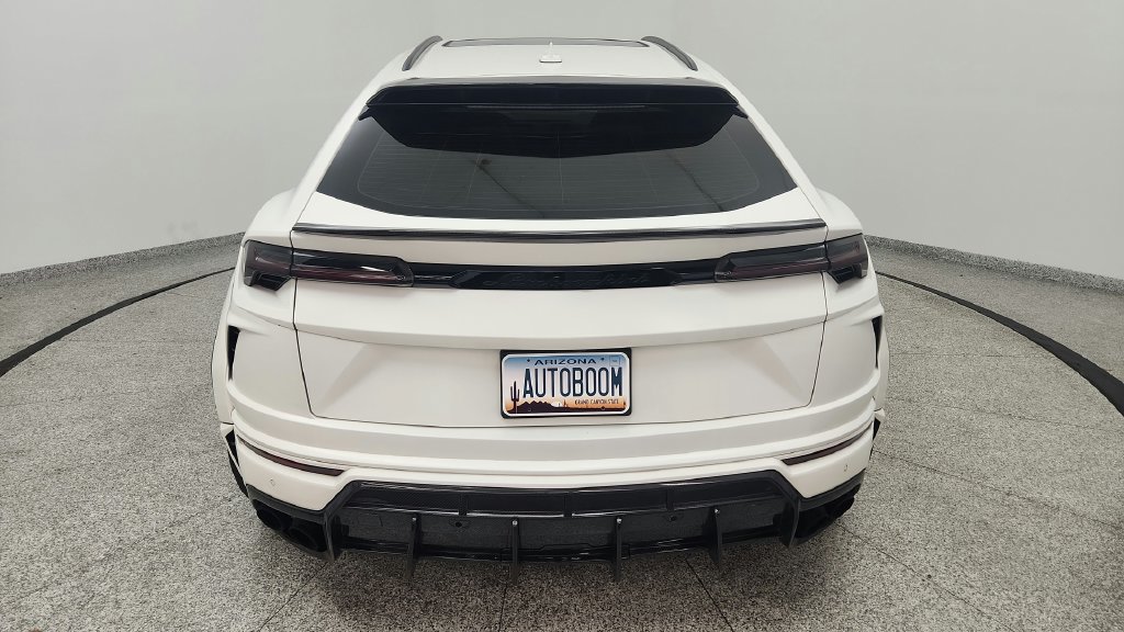 Used 2019 Lamborghini Urus AWD/4WD image 16