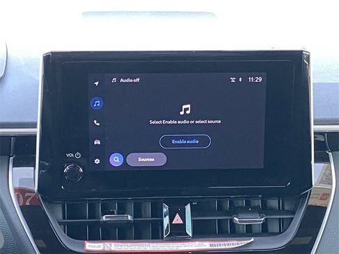 Certified 2025 Toyota Corolla SE image 28