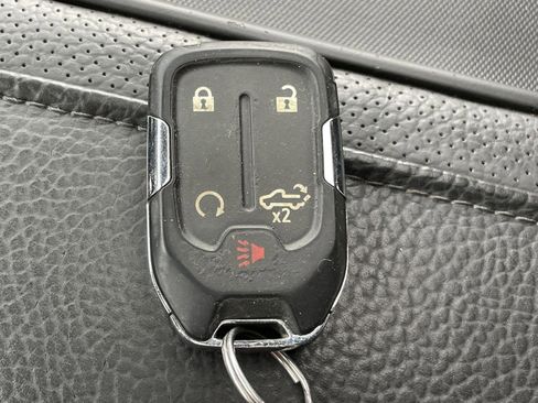 Used 2021 GMC Sierra 2500 Denali w/ Denali Ultimate Package AWD/4WD image 27