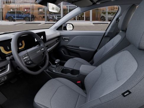 New 2026 Kia K4 LXS image 17