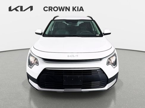 Certified 2023 Kia Niro LX FWD image 2