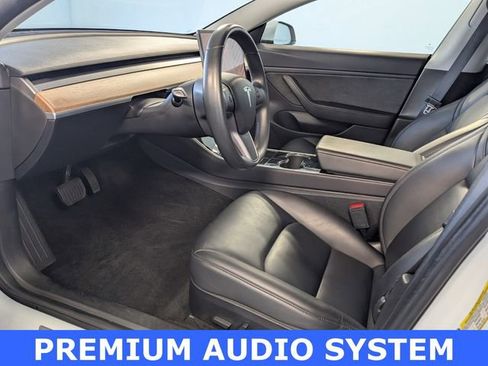 Used 2019 Tesla Model 3 Standard Range image 6