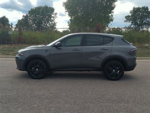 Certified 2024 Dodge Hornet GT w/ GT Blacktop Package image 6