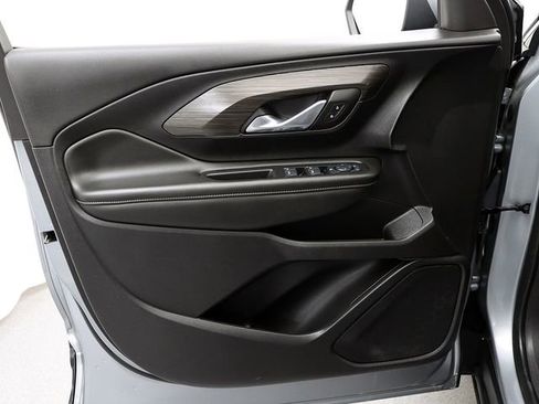 Certified 2024 GMC Terrain SLE image 22