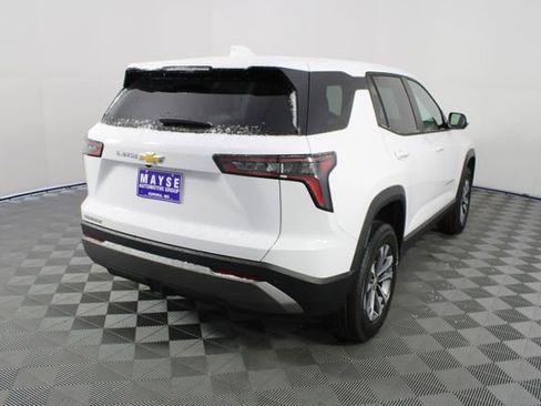 New 2026 Chevrolet Equinox LT image 23