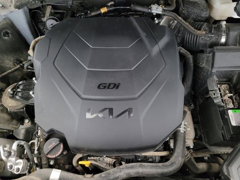 Used 2022 Kia Telluride S FWD image 30