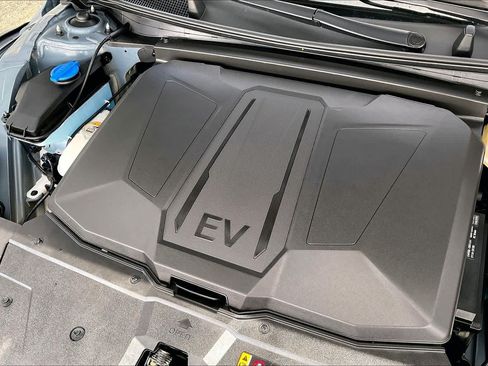 Certified 2025 Hyundai Ioniq 5 XRT AWD/4WD image 32