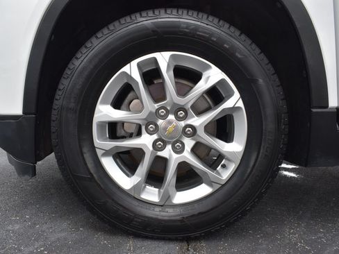 Used 2020 Chevrolet Traverse LS FWD image 14