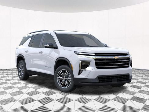 New 2026 Chevrolet Traverse LT AWD/4WD image 12