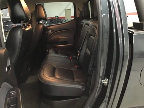 Used 2017 Chevrolet Colorado Z71 w/ LPO, Premium Interior Package image 20