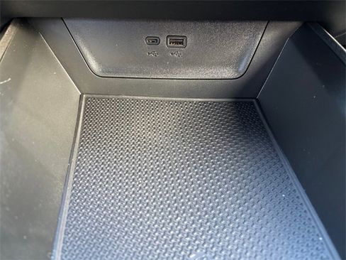 New 2026 Chevrolet Equinox LT image 21