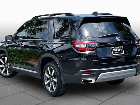 Used 2023 Honda Pilot Elite image 12