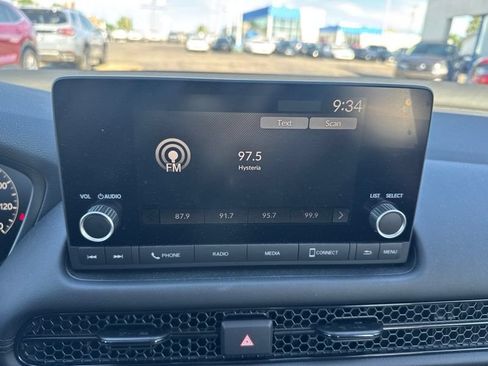 Used 2024 Honda HR-V LX image 16