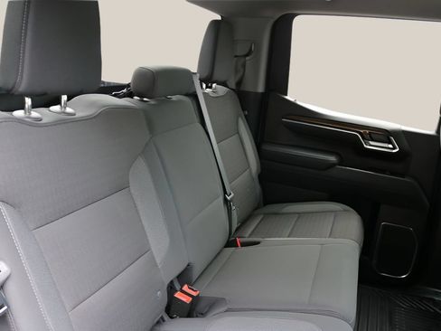 Used 2026 Chevrolet Silverado 1500 LT RWD image 17