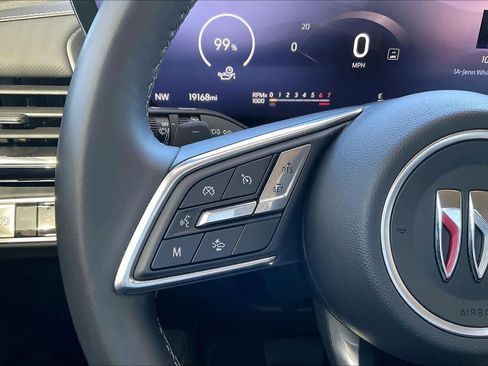 Certified 2025 Buick Envision Preferred image 23