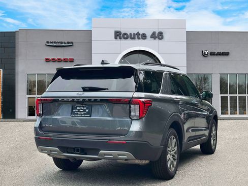 Used 2026 Ford Explorer Active w/ Active Comfort Package AWD/4WD image 5