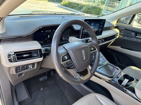 Certified 2021 Lincoln Nautilus Reserve w/ Equipment Group 201A image 16