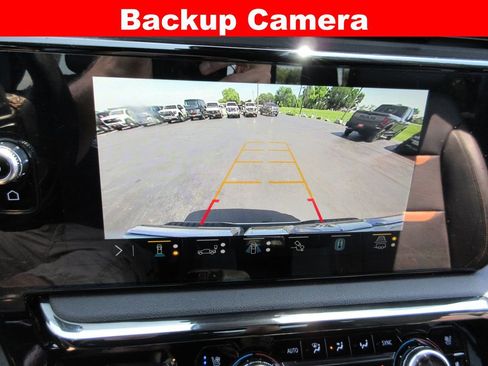 Certified 2023 GMC Sierra 1500 AT4 w/ Technology Package AWD/4WD image 18