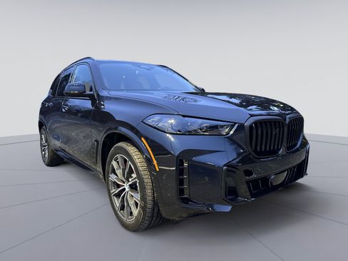 New 2026 BMW X5 xDrive40i w/ M Sport Package image 3