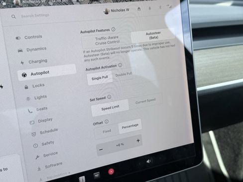 Used 2020 Tesla Model Y Performance image 19