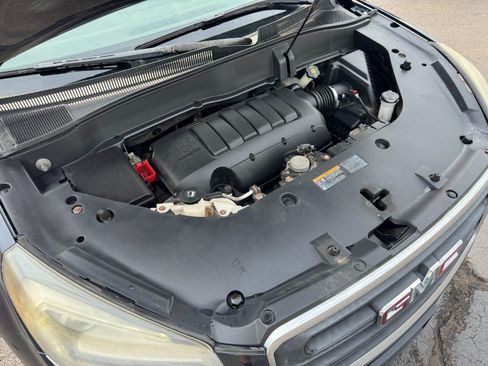 Used 2015 GMC Acadia SLE FWD image 26