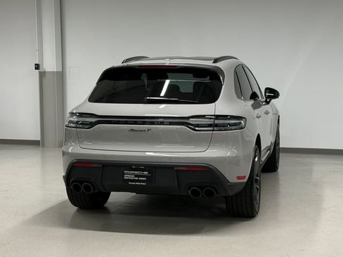 Certified 2026 Porsche Macan AWD/4WD image 9