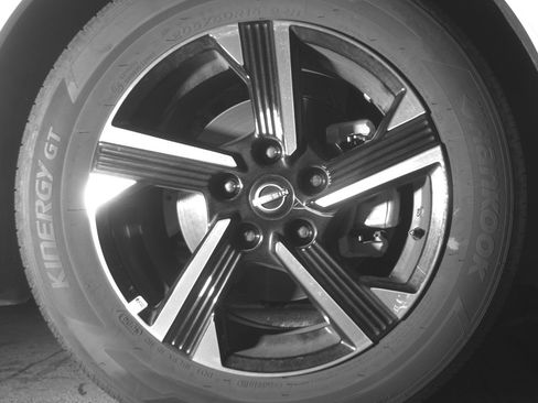 Used 2025 Nissan Sentra SV FWD image 13