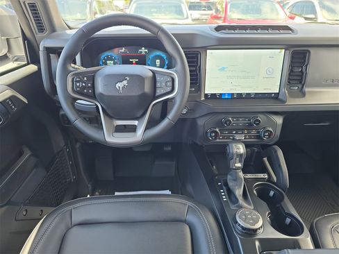 New 2025 Ford Bronco Badlands image 10