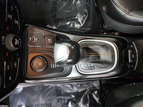 Used 2018 Jeep Compass Limited AWD/4WD image 20