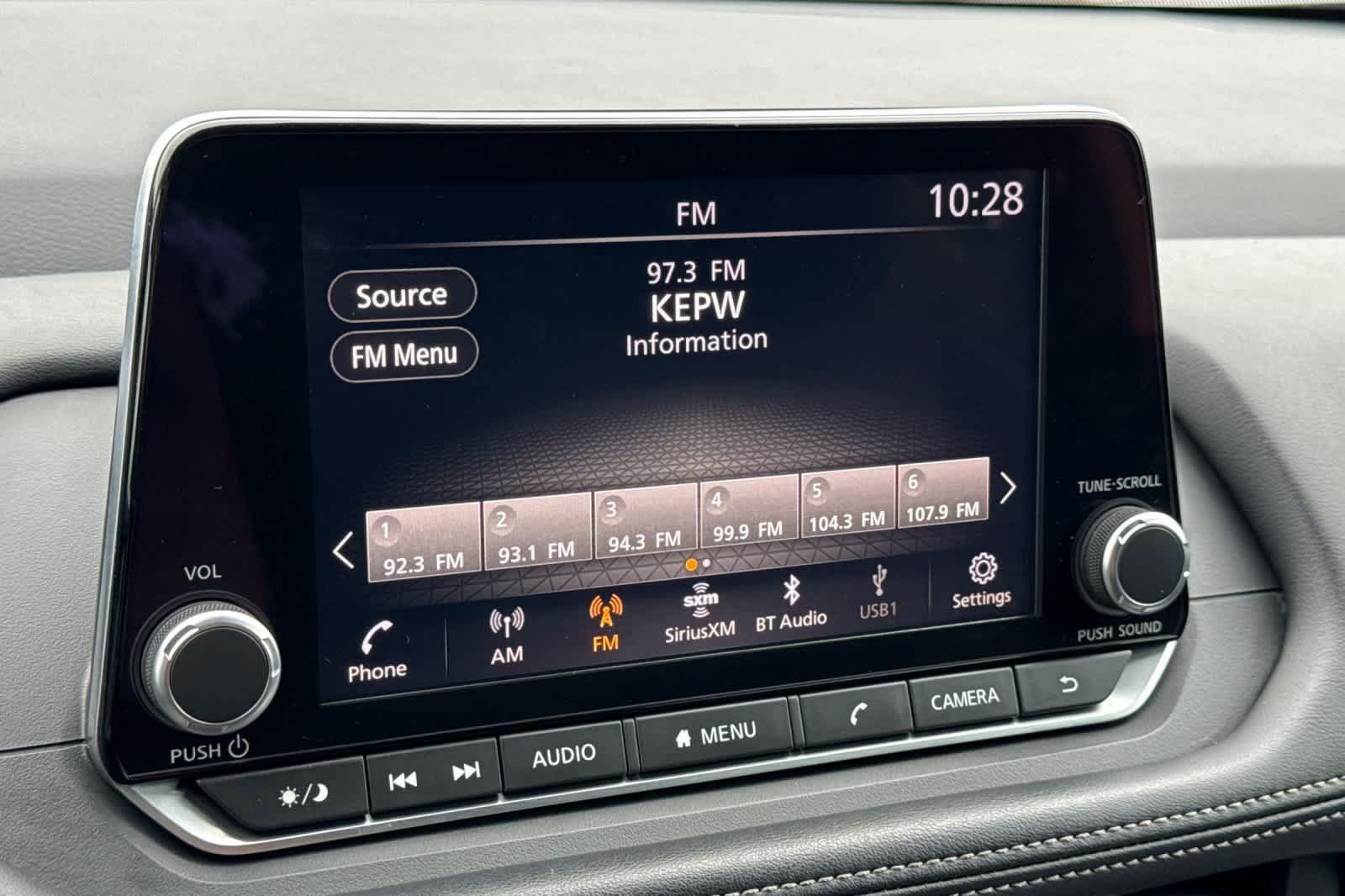 Used 2024 Nissan Rogue SV AWD/4WD image 18