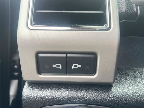 Used 2019 Ford F150 Lariat w/ Equipment Group 502A Luxury image 21