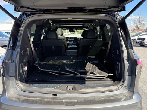 Certified 2026 INFINITI QX80 Autograph w/ Premium Cargo Package image 9