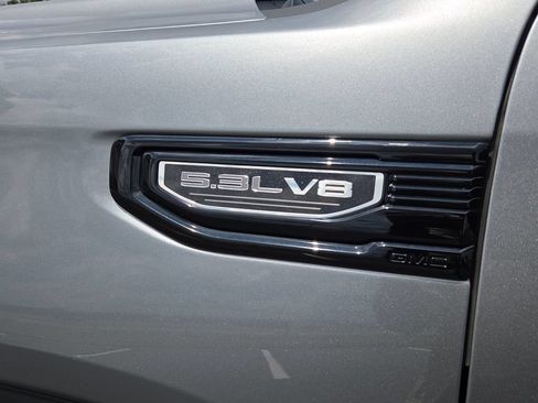 Used 2024 GMC Sierra 1500 Elevation w/ X31 Off-Road Package AWD/4WD image 3