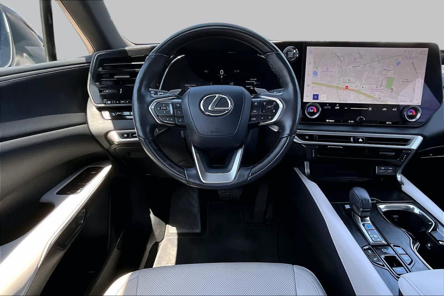 Used 2025 Lexus RX 350 F Sport w/ Convenience Package AWD/4WD image 6