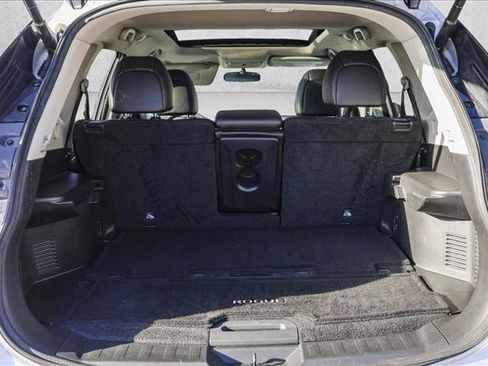 Used 2016 Nissan Rogue SL w/ SL Premium Package image 26
