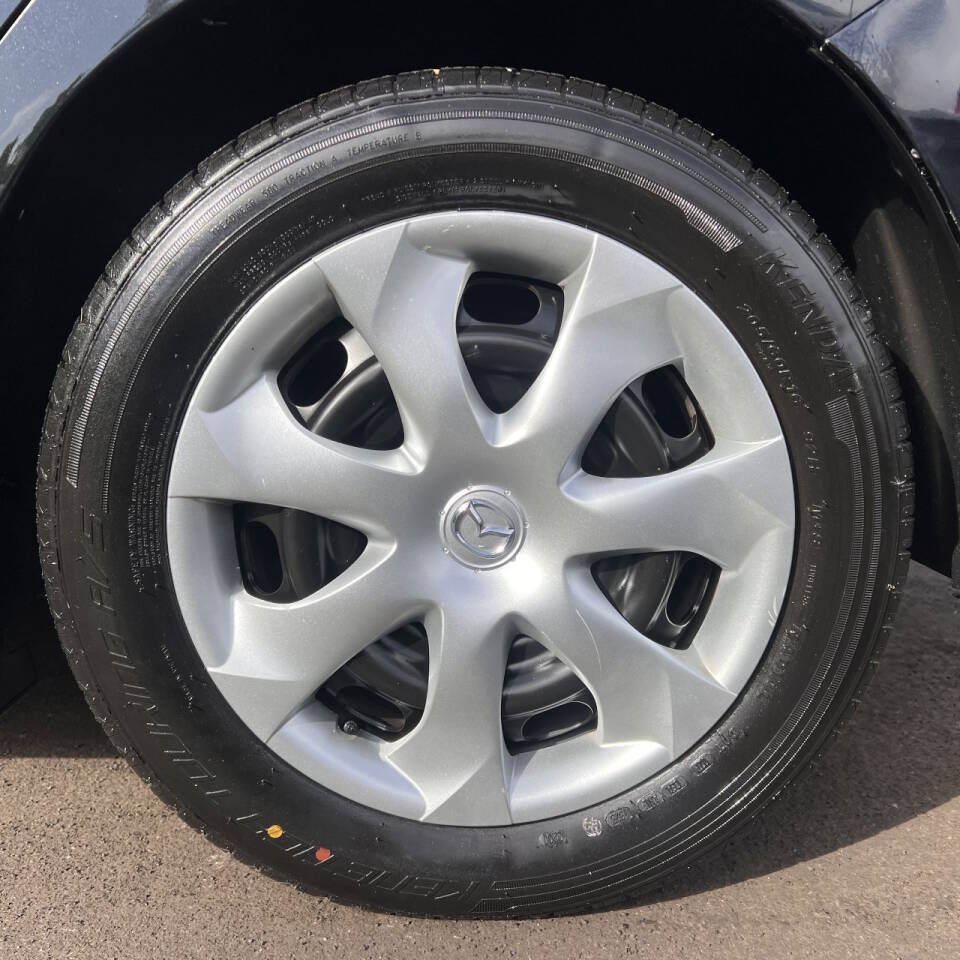 Used 2016 MAZDA MAZDA3 i Sport FWD image 11