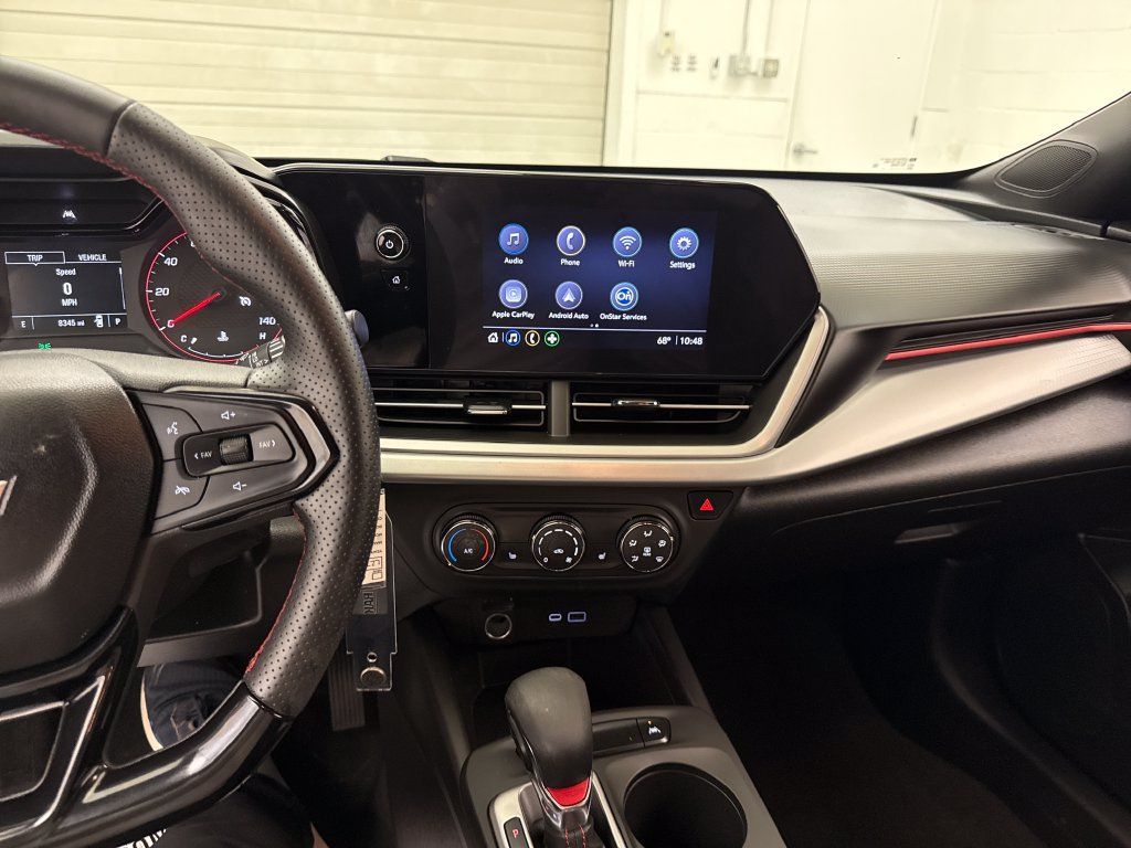 Used 2024 Chevrolet Trax RS w/ Driver Confidence Package FWD image 16