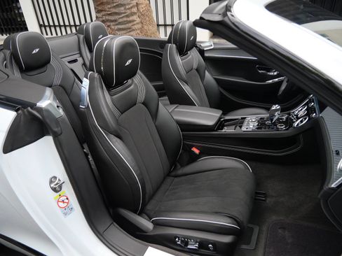 Used 2023 Bentley Continental GT V8 AWD/4WD image 23