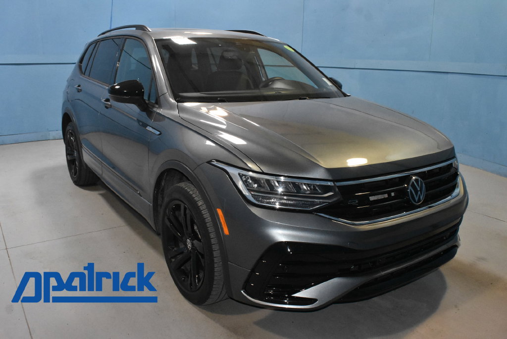 Used 2024 Volkswagen Tiguan SE R-Line AWD/4WD image 1