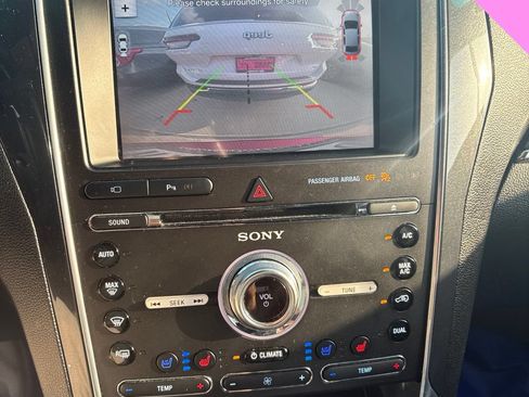 Used 2017 Ford Explorer Sport w/ Equipment Group 401A AWD/4WD image 14
