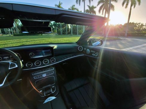 Used 2018 Mercedes-Benz E 400 E 400 Cabriolet 2D w/ Premium 2 Package image 24