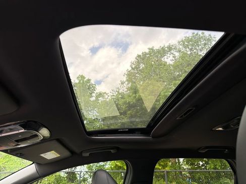 Used 2024 Hyundai Santa Cruz Limited image 26