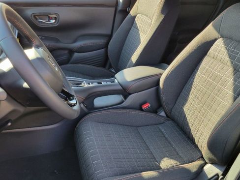 Used 2025 Honda HR-V Sport image 23